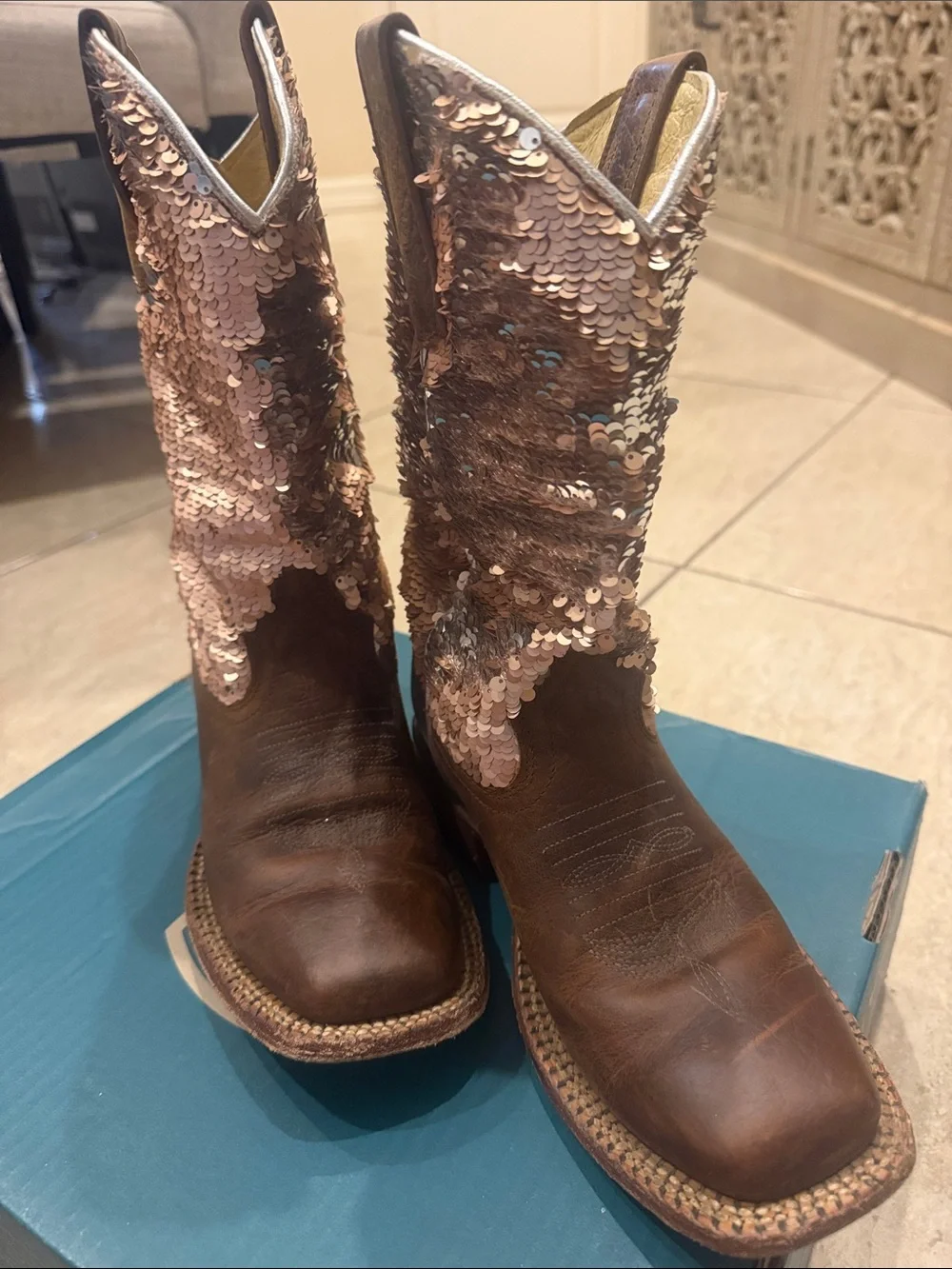 Ariat stylish western